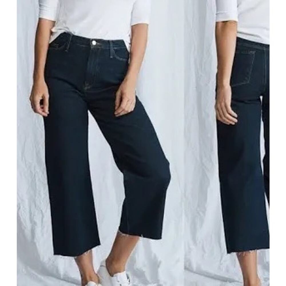 Frame Women's Ali Wide Crop Raw Edge Jeans, Distressed Black, Size 30.